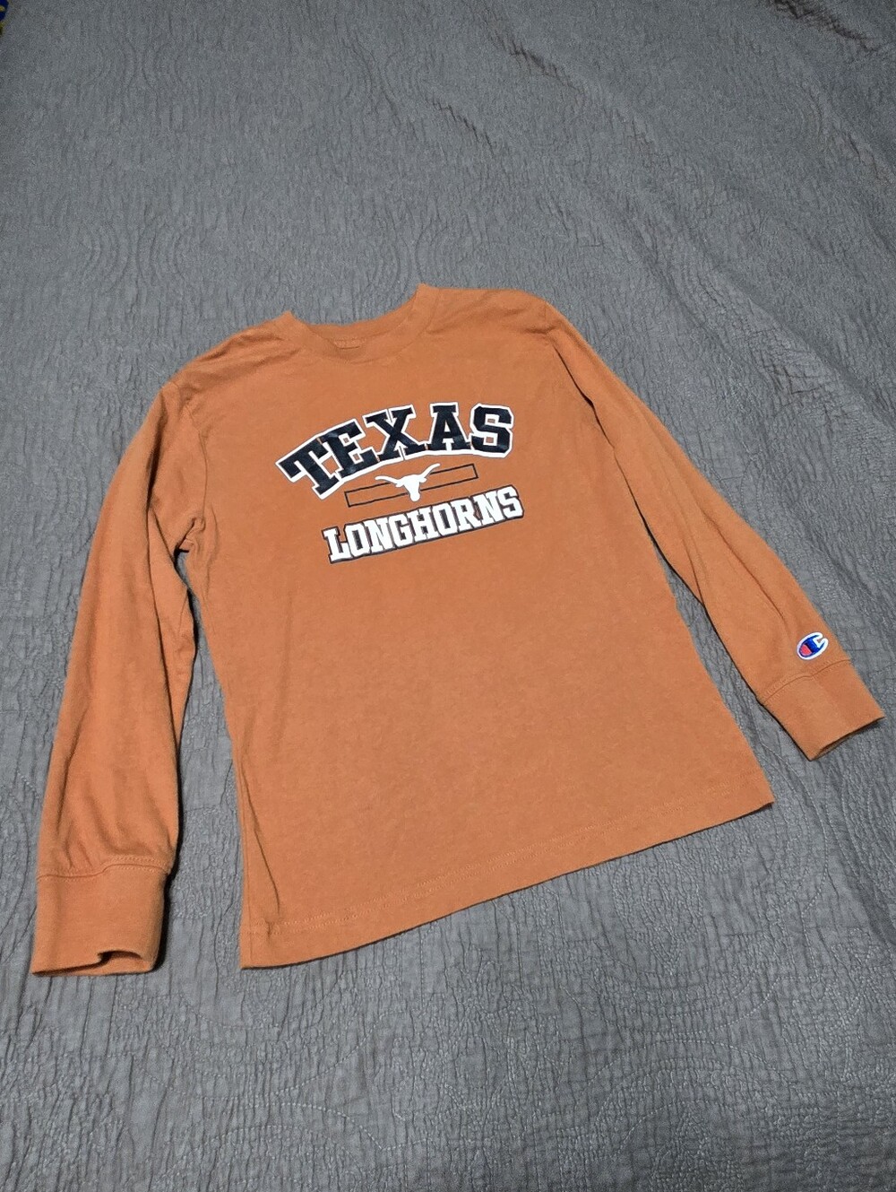 Longhorns University of Texas logo kids Bevo shirt long sleeve boy or girl, M